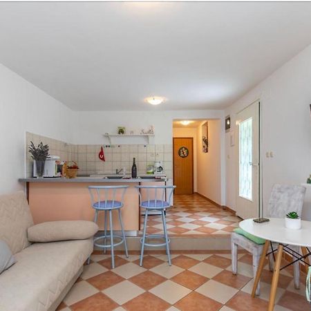 Vila Lina Crikvenica Luaran gambar